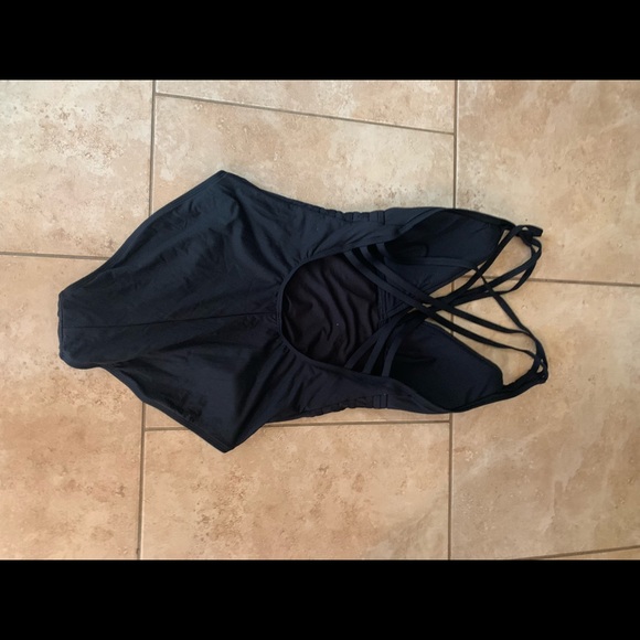 La Blanca Goddess Swimsuit Size 12 - Picture 8 of 10